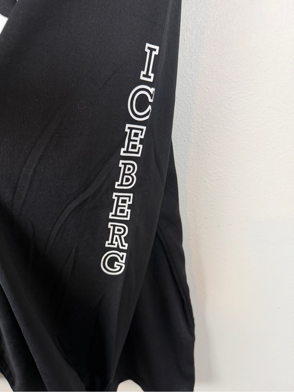 Iceberg NWT Snoopy Black Long Sleeve Shirt Made In Italy - Picture 5 of 7